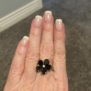 Silver plated black flower ring